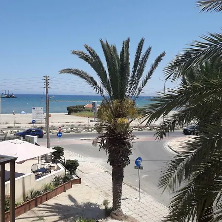 Apartment Sea Breeze *